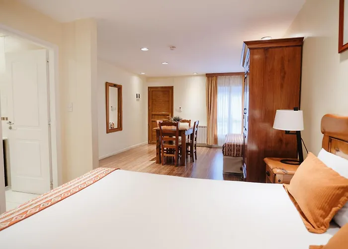 Del Bosque Apart & Hotel