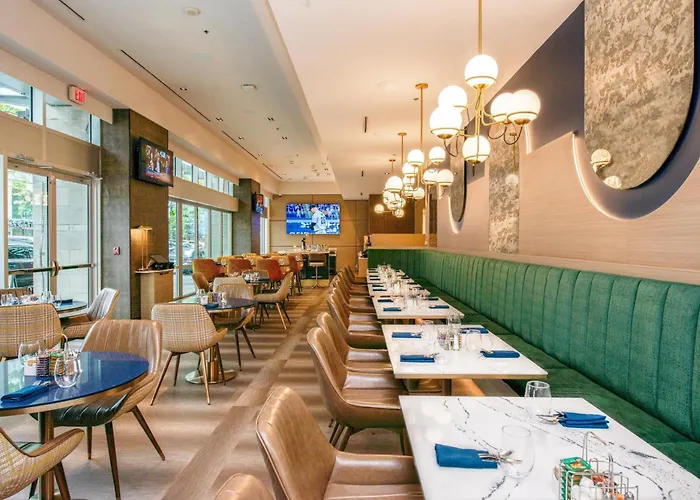 Coast Coal Harbour Vancouver Hotel By Apa
