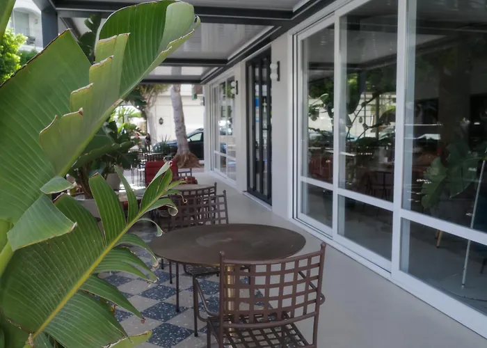 Aparthotel Boutique Poniente Playa