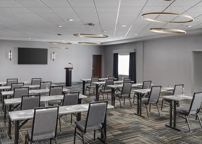 Homewood Suites By Hilton Midland