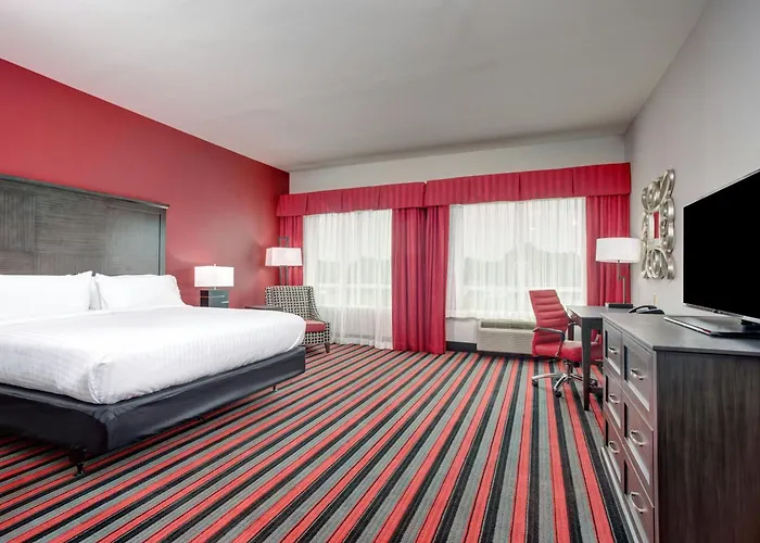 Holiday Inn & Suites Lafayette North By Ihg