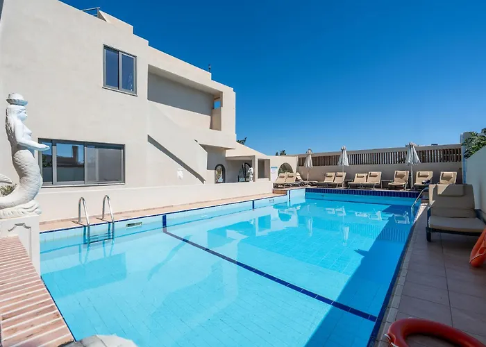 Evina Rooms & Suites