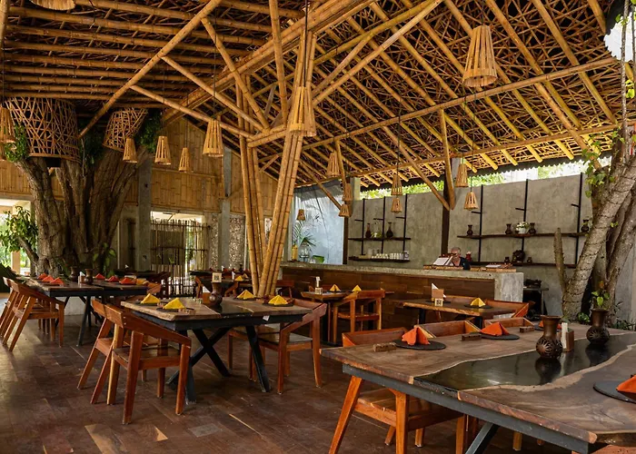 Hotel Makaaba Eco-Boutique