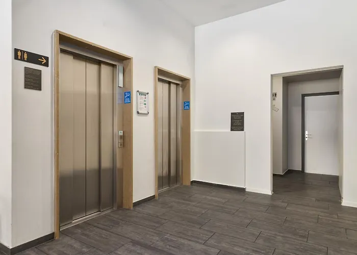 Neuchatel City Hotel - Self Check-In
