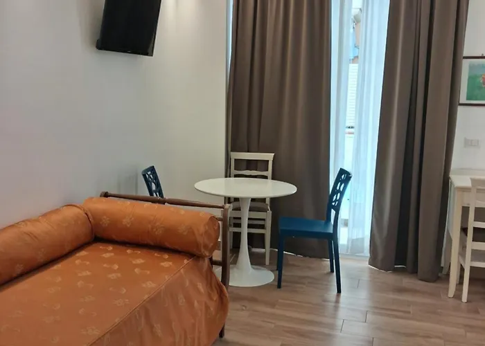 Hotel Flora