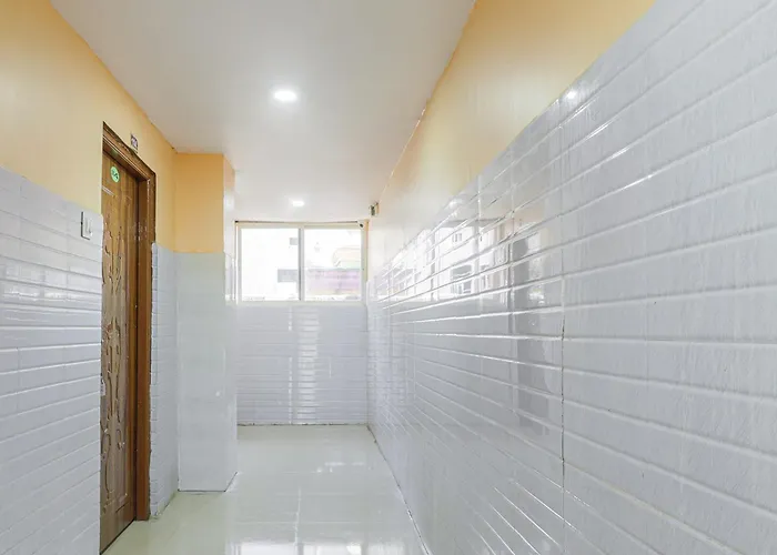 Hotel O Prudhvi Devi