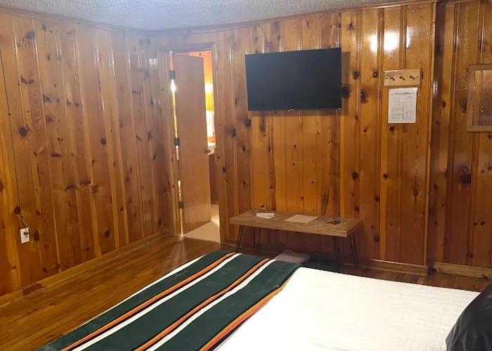 Bellamy'S Ski Haus