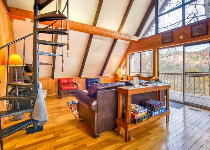 Chalet At Peek'S Creek