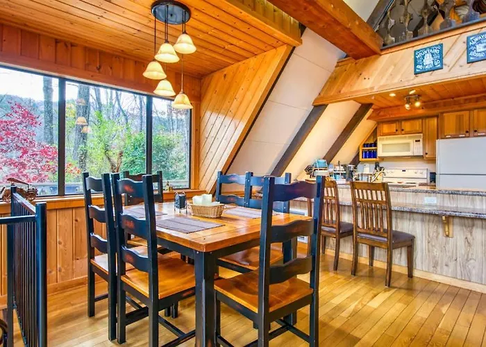 Chalet At Peek'S Creek