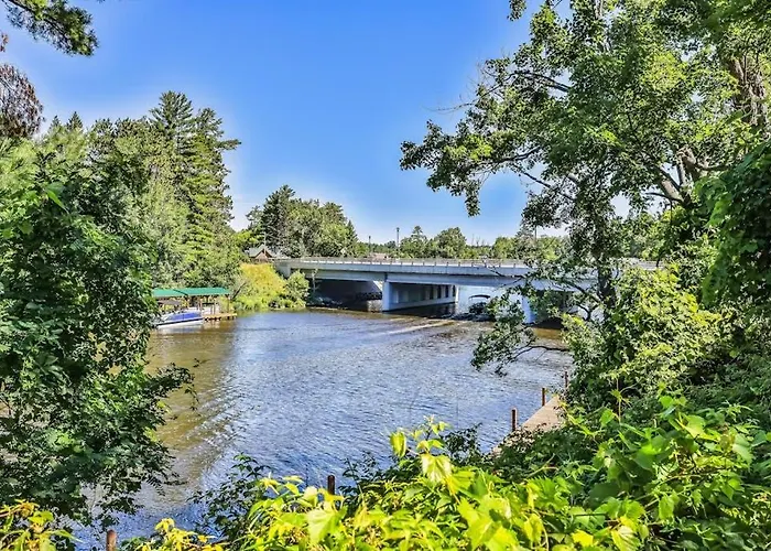 Riverview Cottage