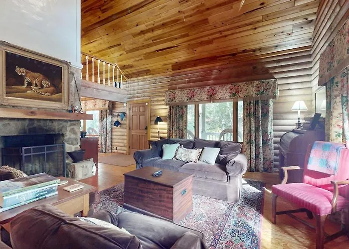 Laurel Cabin