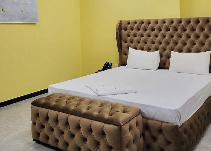 Viluxey City Hotel