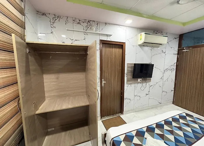 Hotel Amar Palace Bharatpur