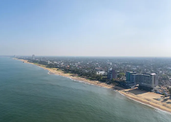 Earl'S Regent Negombo "Golden Shore At Your Door - Find Your Dream Stay"