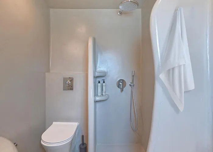 Tatakis Design Hotel, Fira