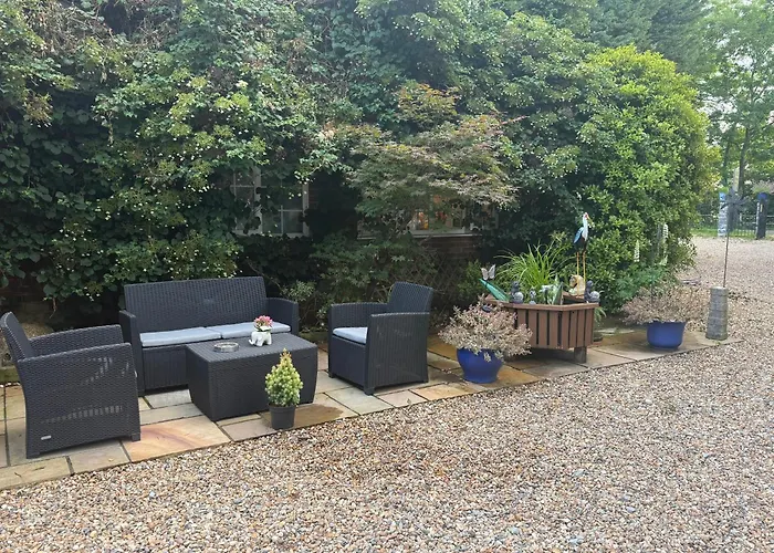 Da Vinci Guest House Gatwick Guest Parking, A Real Gem