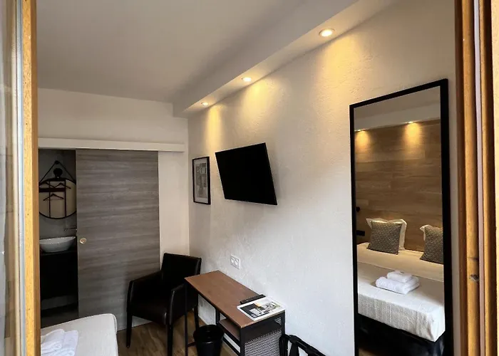 Hotel Des 4 Soleils