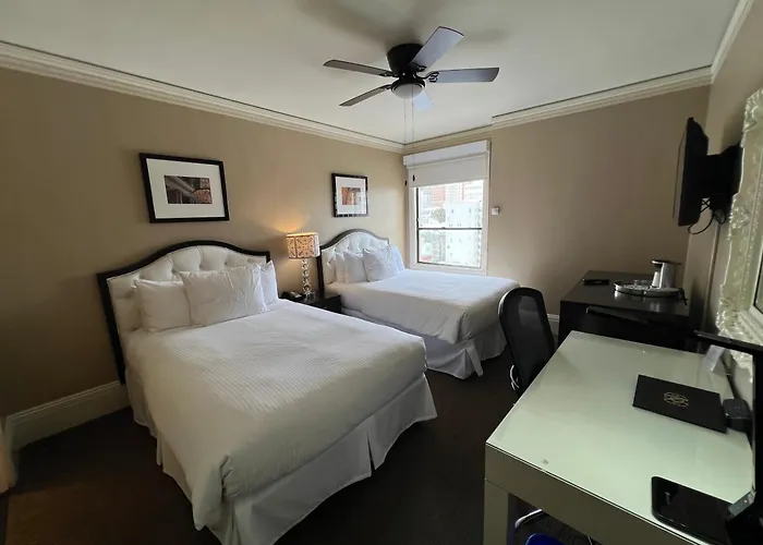 Kensington Park Hotel