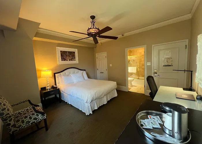 Kensington Park Hotel