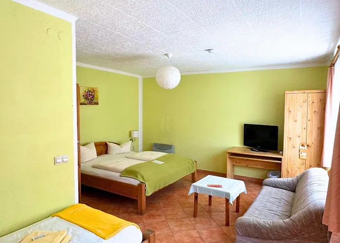 Hotel-Pension Am Mühlberg