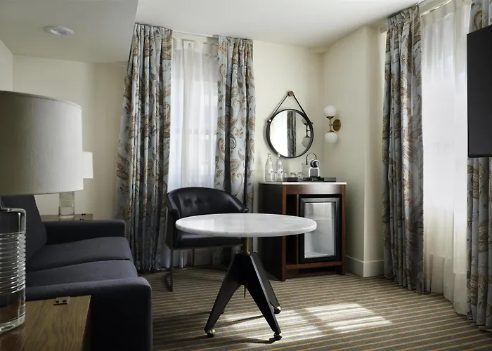 Hotel Theodore Seattle Downtown, Tapestry By Hilton