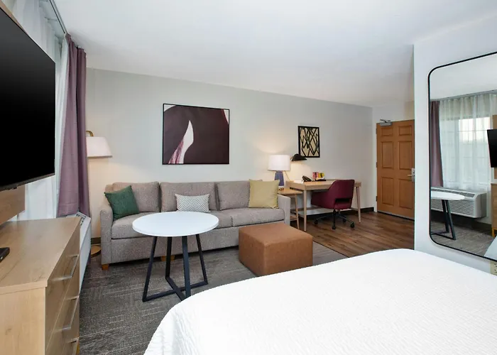 Staybridge Suites Omaha 80Th And Dodge By Ihg
