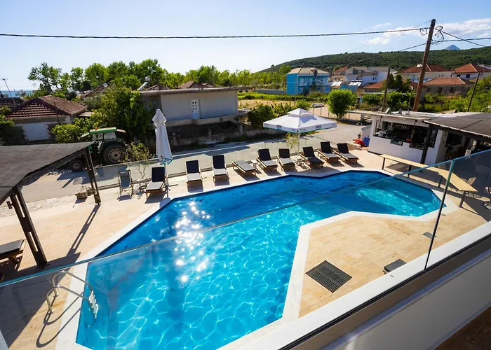 Hotel Philoxenia