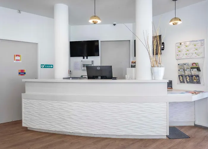 B&B Hotel Marseille Centre La Timone