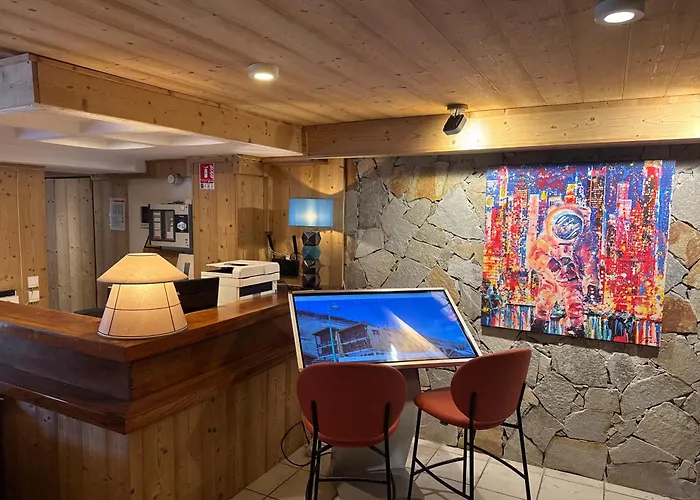 Logis Hotel Le Cairn