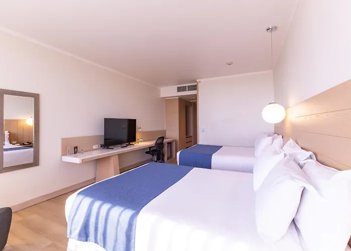 Wyndham Concepcion Pettra