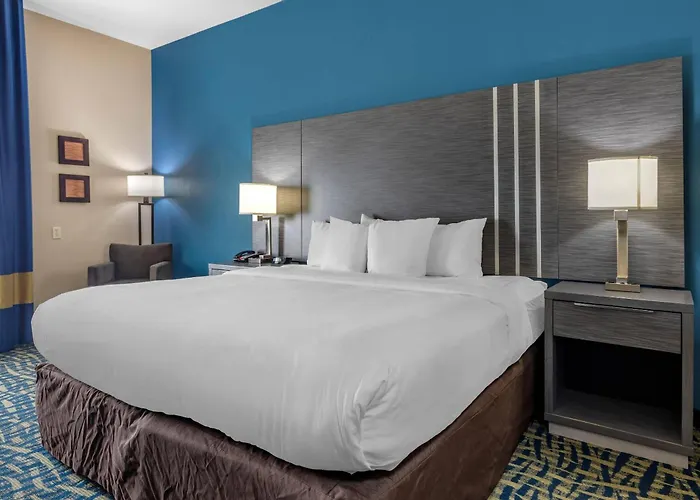 Comfort Inn & Suites Pauls Valley - City Lake