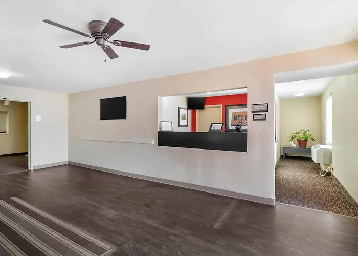 Extended Stay America Select Suites - Des Moines - West Des Moines
