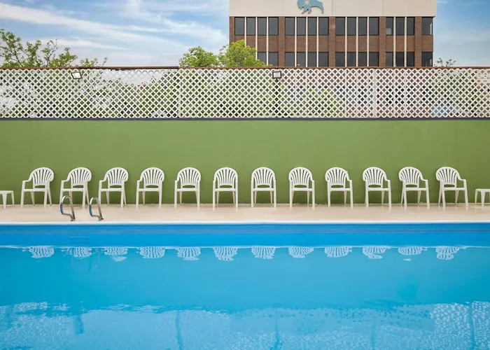 Baymont By Wyndham Great Falls City Center