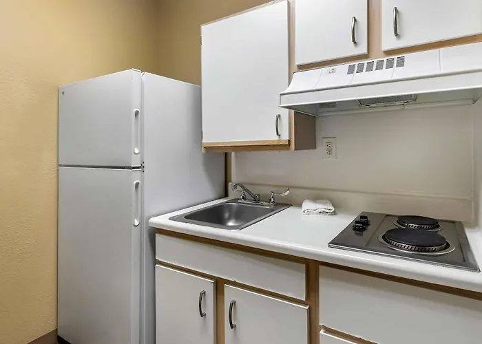 Extended Stay America Select Suites - Denver - Aurora South