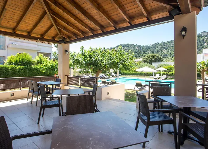 Santa Helena Hotel (Adults Only)