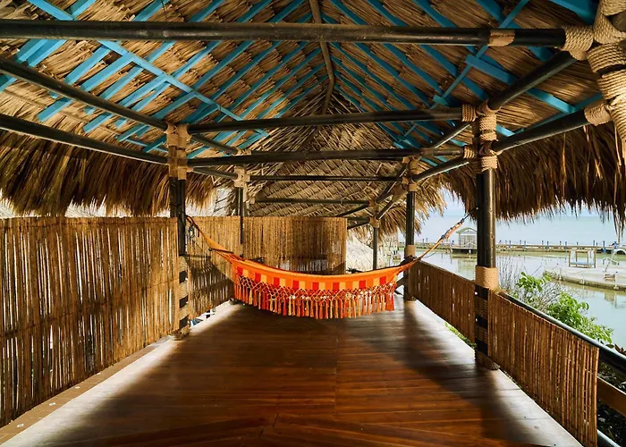 Múcura Club Hotel