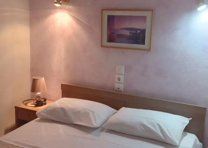 Hotel Ion