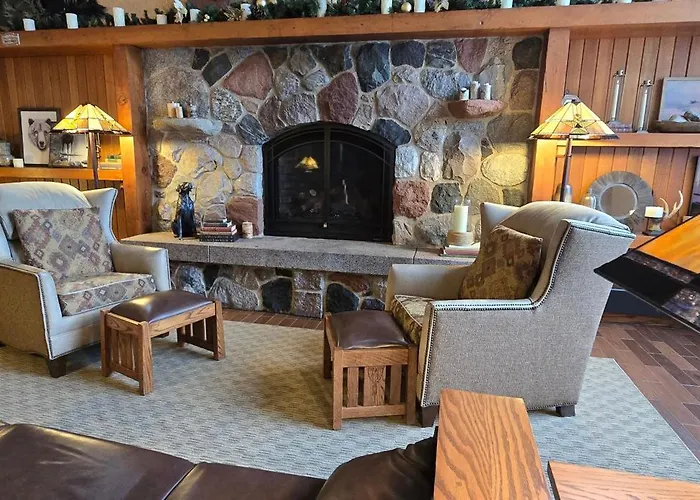 Canal Park Lodge