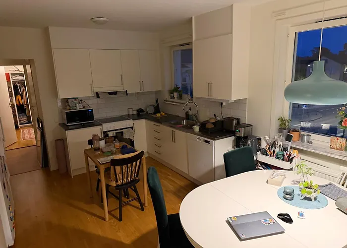 Private Room In A Shared Apartment