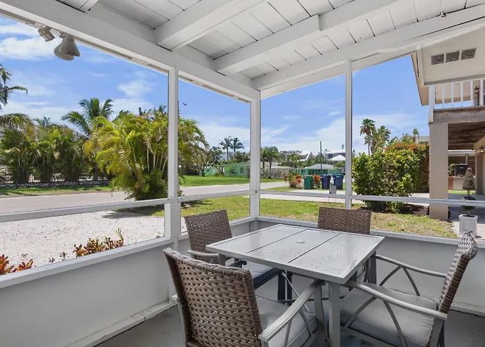 A Place In Paradise Unit A