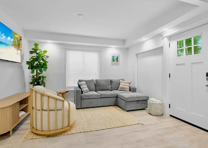 Bay Breezes At Bayside Bungalow