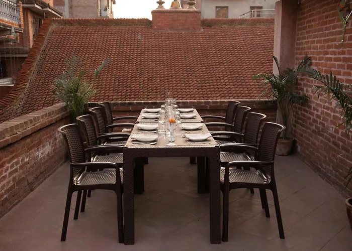 Manju Baha Hotel