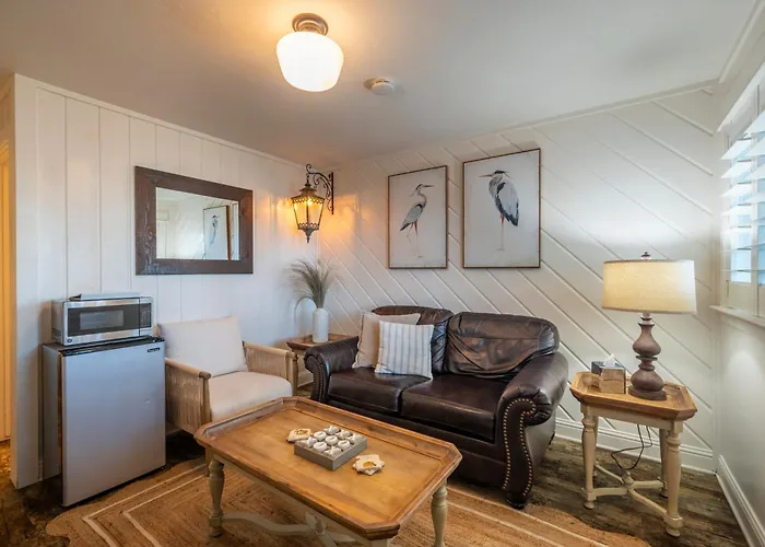 Bandon Marina Inn