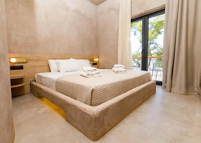 Medusa Luxury Suites
