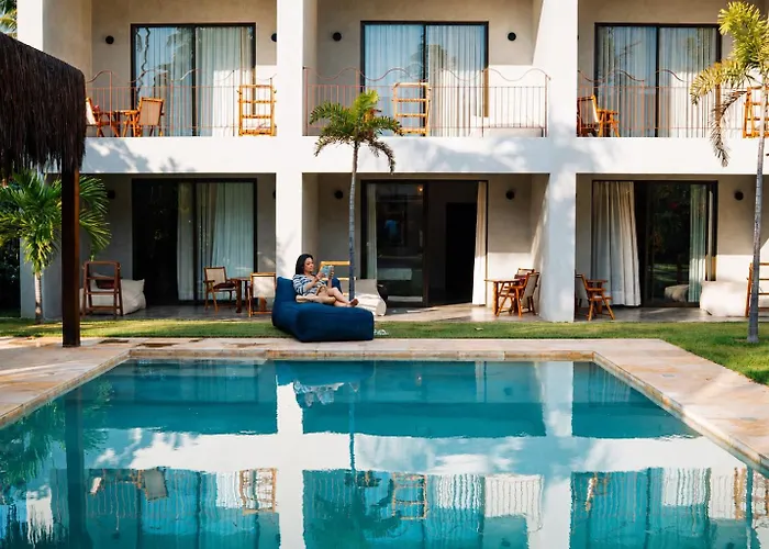 Luau Hotel