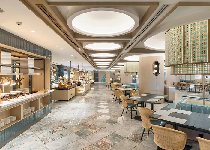 Vivere Hotel, Artotel Curated