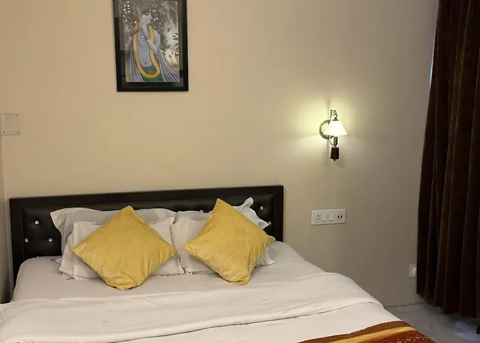 Hotel Breeze New Jalpaiguri