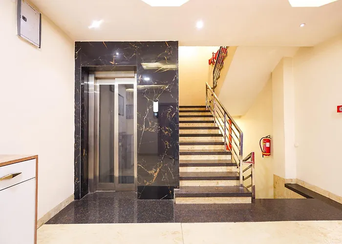 Fabhotel Zamzam Residency