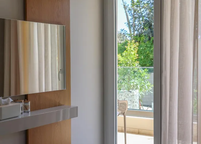 Filia Luxury Suites