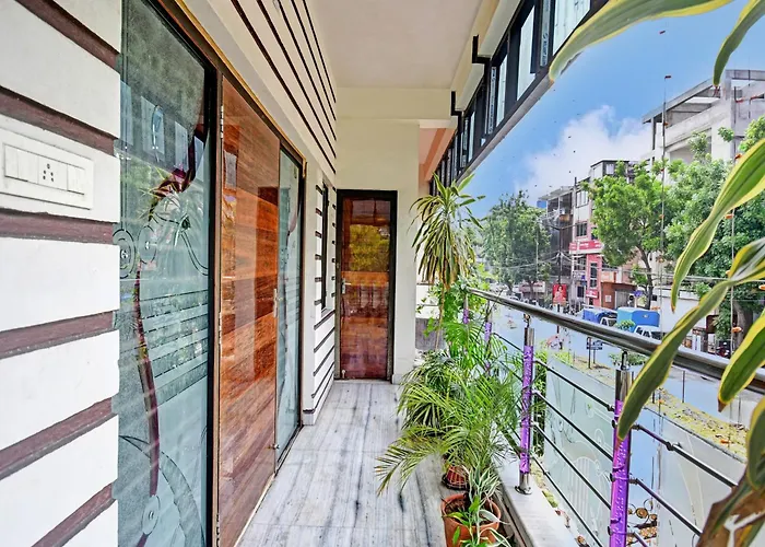 Hotel O Urvashi Guest House